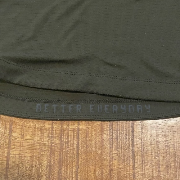 Lululemon Drysense Short Sleeve Shirt - Picture 5 of 6